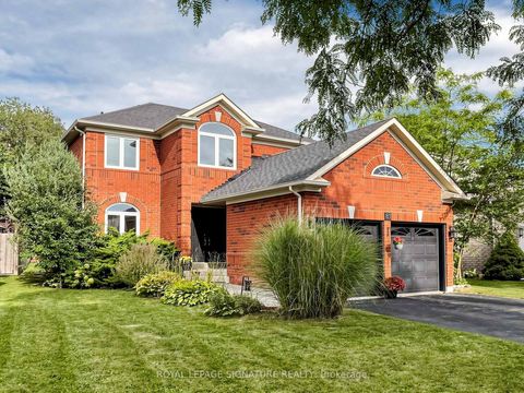 Photo 2 at 81 Pinnacle Trail, Bayview Wellington, Aurora