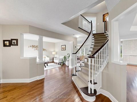 Photo 7 at 81 Pinnacle Trail, Bayview Wellington, Aurora