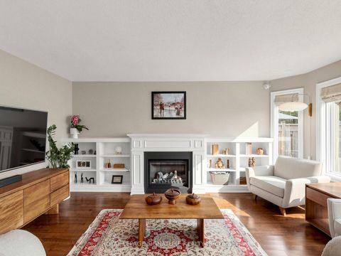 Photo 17 at 81 Pinnacle Trail, Bayview Wellington, Aurora