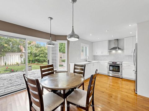Photo 25 at 81 Pinnacle Trail, Bayview Wellington, Aurora