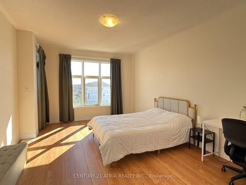 Photo 9 at 1521 19th Avenue, Rural Richmond Hill, Richmond Hill