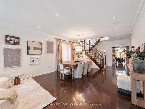 Photo 2 at 87 Rivington Avenue, Patterson, Vaughan