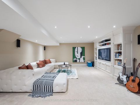 Photo 42 at 87 Rivington Avenue, Patterson, Vaughan