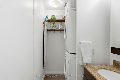 Photo 8 at 2009 - 500 Sherbourne Street, North St. James Town, Toronto