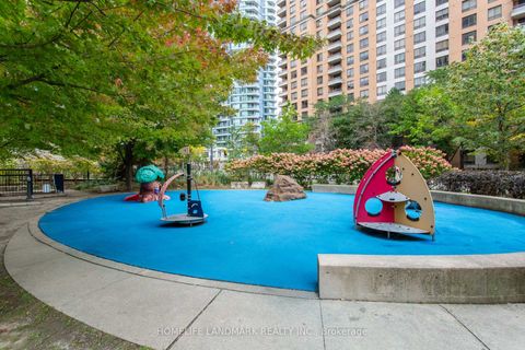 Photo 2 at 1727 - 500 Doris Avenue, Willowdale East, Toronto