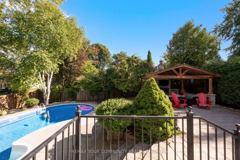 Photo 30 at 25 Albery Crescent, Aurora Highlands, Aurora