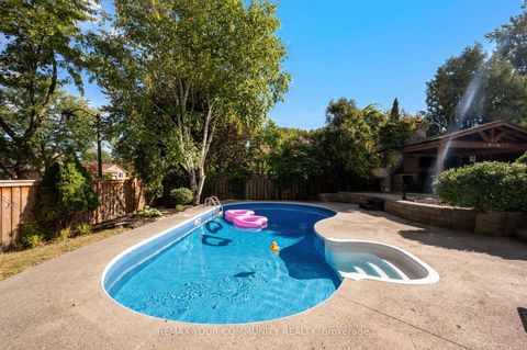 Photo 36 at 25 Albery Crescent, Aurora Highlands, Aurora