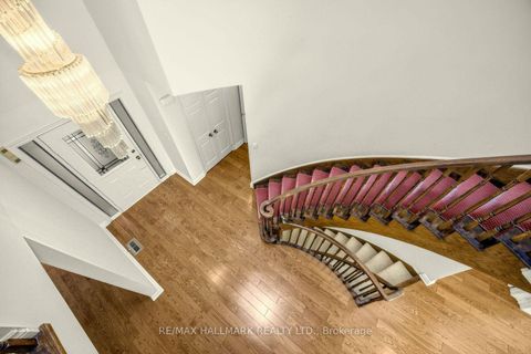 Photo 24 at 25 Cygnus Drive, Observatory, Richmond Hill