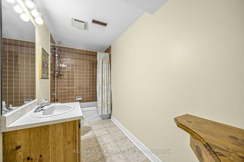 Photo 33 at 25 Cygnus Drive, Observatory, Richmond Hill
