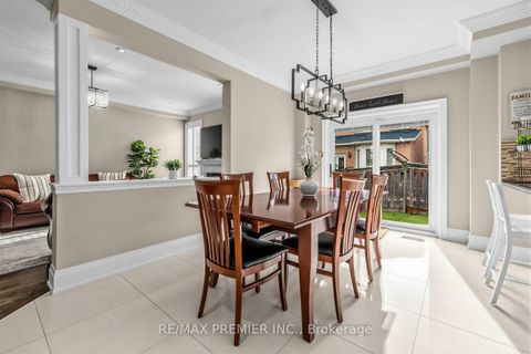 Photo 11 at 47 Berry Trail, Vellore Village, Vaughan