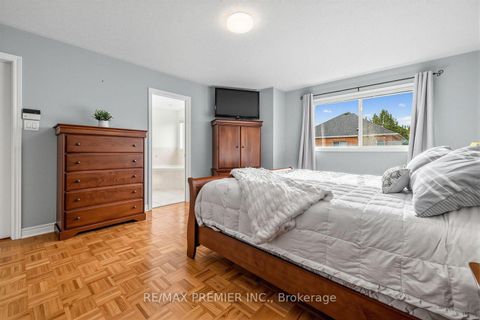 Photo 22 at 47 Berry Trail, Vellore Village, Vaughan