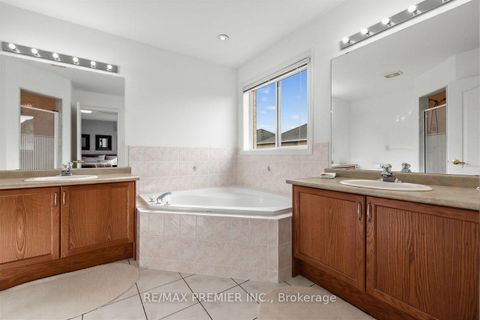 Photo 24 at 47 Berry Trail, Vellore Village, Vaughan