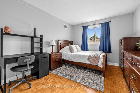 Photo 26 at 47 Berry Trail, Vellore Village, Vaughan