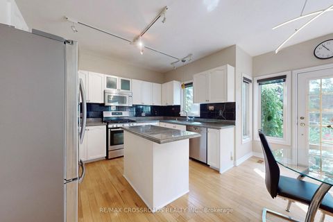 Photo 12 at 63 Baynards Lane, Mill Pond, Richmond Hill