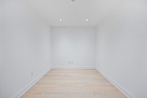 Photo 11 at 406 - 505 Glencairn Avenue, Lawrence, Toronto