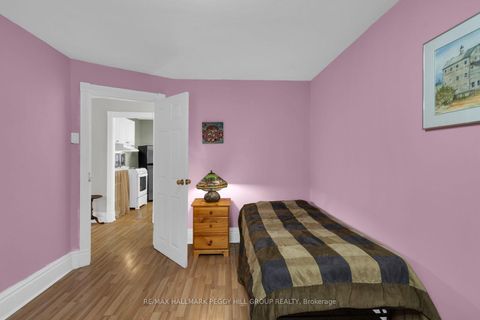 Photo 13 at 48 Brock Street, Sanford, Barrie