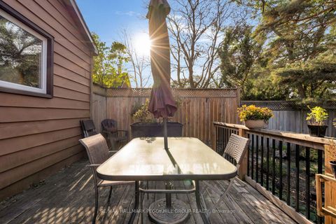 Photo 17 at 48 Brock Street, Sanford, Barrie