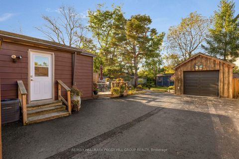 Photo 18 at 48 Brock Street, Sanford, Barrie