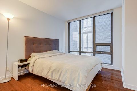 Photo 13 at 303 - 33 Lombard Street, Yonge Corridor, Toronto