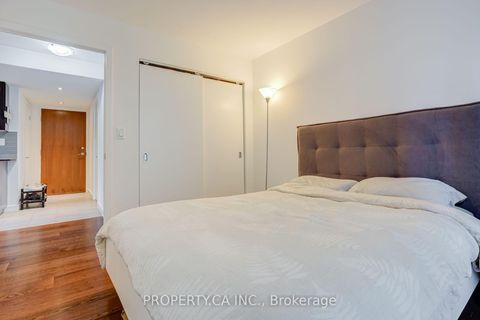 Photo 14 at 303 - 33 Lombard Street, Yonge Corridor, Toronto
