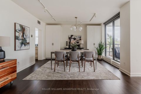 Photo 8 at 401 - 616 Avenue Road, Casa Loma, Toronto