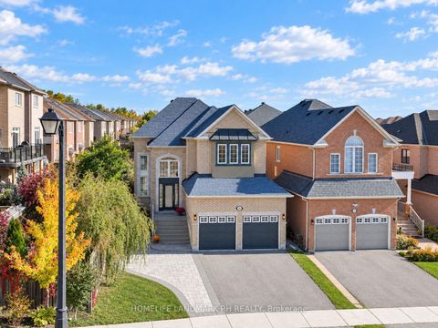 Photo 2 at 39 Arden Valley Street, Jefferson, Richmond Hill