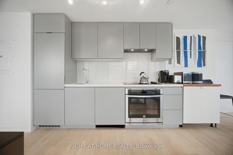 Photo 14 at 1407 - 60 Colborne Street, Yonge Corridor, Toronto