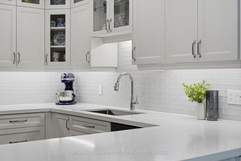 Photo 11 at 38 Lanewood Drive, Hills of St Andrew, Aurora