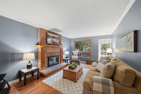 Photo 17 at 38 Lanewood Drive, Hills of St Andrew, Aurora