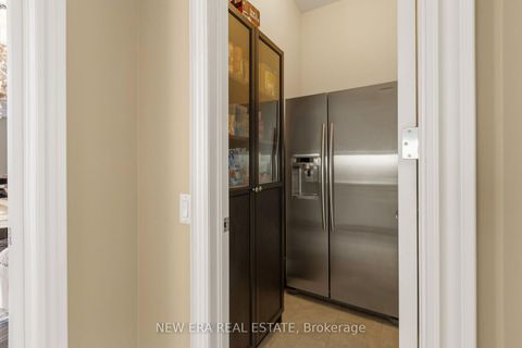 Photo 16 at 193 Lady Nadia Drive, Patterson, Vaughan