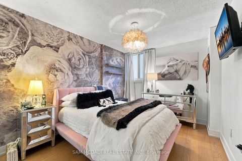 Photo 22 at 206 - 812 Burnhamthorpe Road, Markland Wood, Toronto