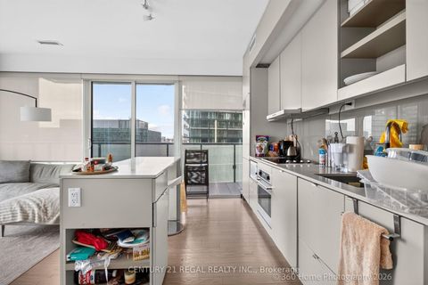 Photo 3 at 2011 - 101 Peter Street, Waterfront Communities C1, Toronto