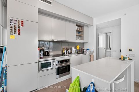 Photo 5 at 2011 - 101 Peter Street, Waterfront Communities C1, Toronto