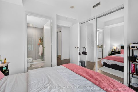 Photo 14 at 2011 - 101 Peter Street, Waterfront Communities C1, Toronto