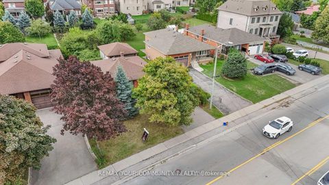 Photo 40 at 221 Elgin Mills Road W, Mill Pond, Richmond Hill
