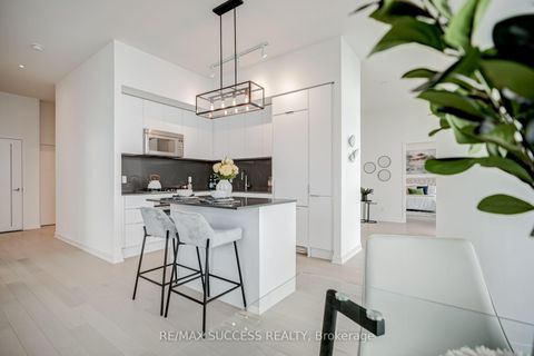 Photo 10 at UPH05 - 20 Lombard Street, Yonge Corridor, Toronto