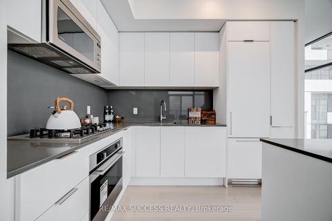 Photo 14 at UPH05 - 20 Lombard Street, Yonge Corridor, Toronto
