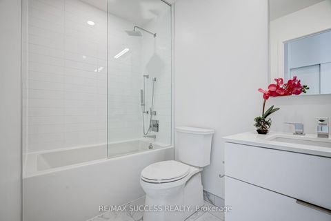 Photo 36 at UPH05 - 20 Lombard Street, Yonge Corridor, Toronto