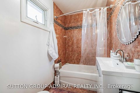 Photo 21 at 39 Crooked Stick Road, Glen Shields, Vaughan