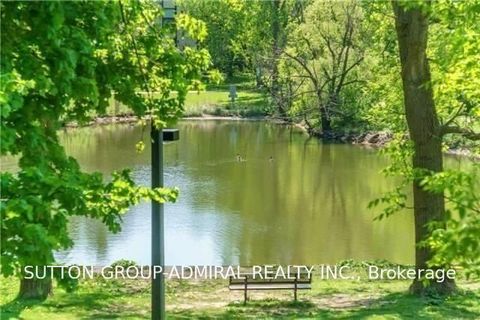 Photo 37 at 39 Crooked Stick Road, Glen Shields, Vaughan