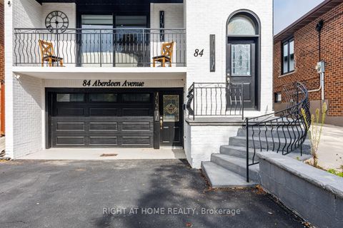 Photo 3 at 84 Aberdeen Avenue, East Woodbridge, Vaughan