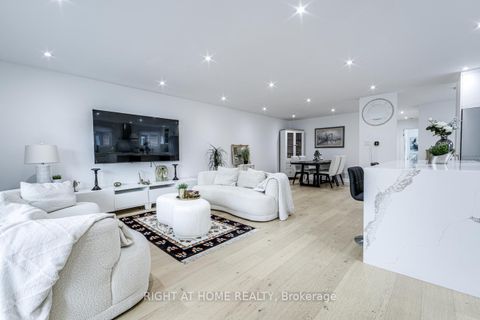 Photo 6 at 84 Aberdeen Avenue, East Woodbridge, Vaughan