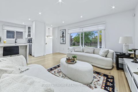 Photo 9 at 84 Aberdeen Avenue, East Woodbridge, Vaughan