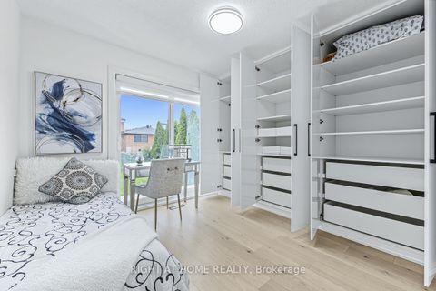 Photo 24 at 84 Aberdeen Avenue, East Woodbridge, Vaughan