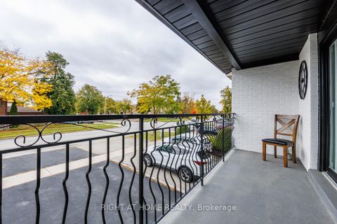 Photo 31 at 84 Aberdeen Avenue, East Woodbridge, Vaughan