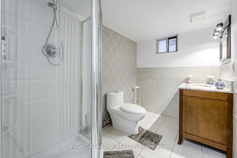 Photo 43 at 84 Aberdeen Avenue, East Woodbridge, Vaughan