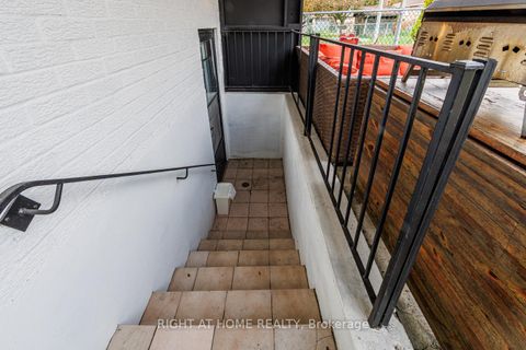 Photo 46 at 84 Aberdeen Avenue, East Woodbridge, Vaughan