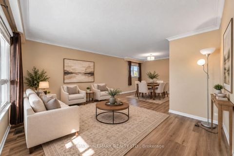 Photo 5 at 198 Weldrick Road W, North Richvale, Richmond Hill