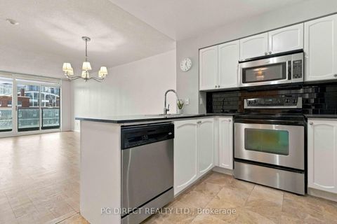 Photo 1 at 412 - 231 Fort York Boulevard, Niagara, Toronto