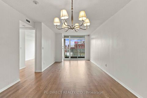 Photo 6 at 412 - 231 Fort York Boulevard, Niagara, Toronto